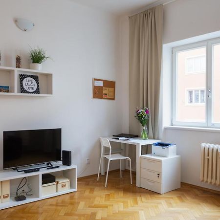 Homey Flat In Vinohrady By Prague Days Esterno foto