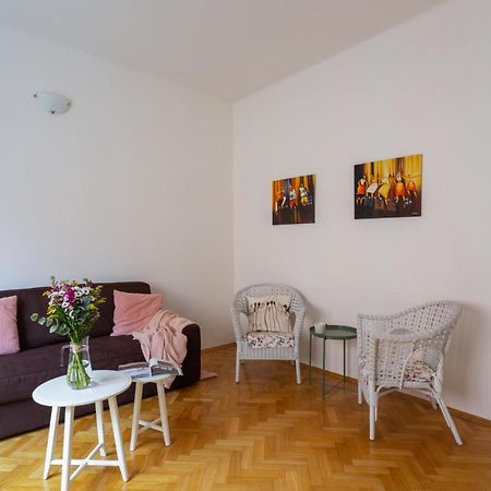 Homey Flat In Vinohrady By Prague Days Esterno foto